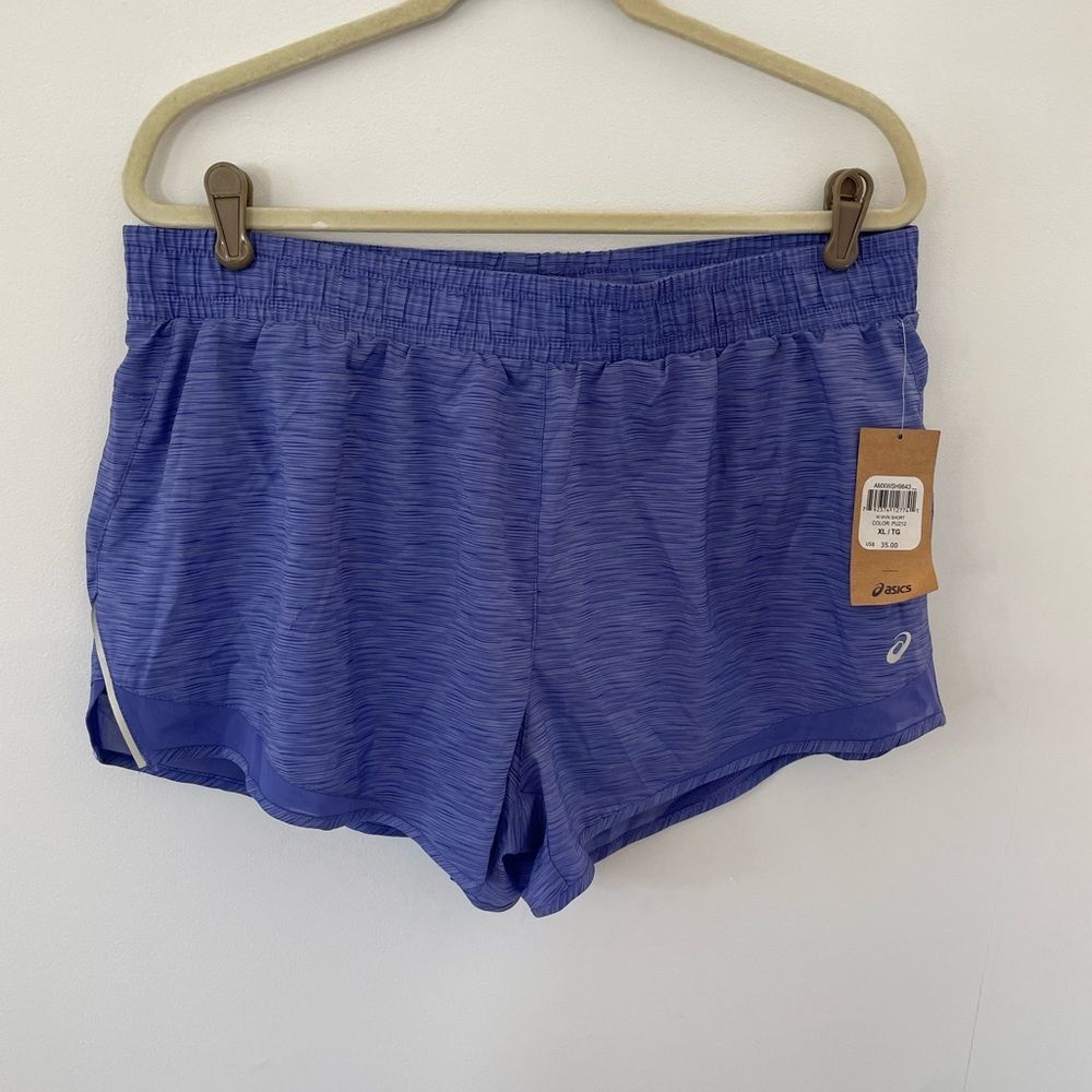 NWT ASICS Women’s Active Shorts size XL